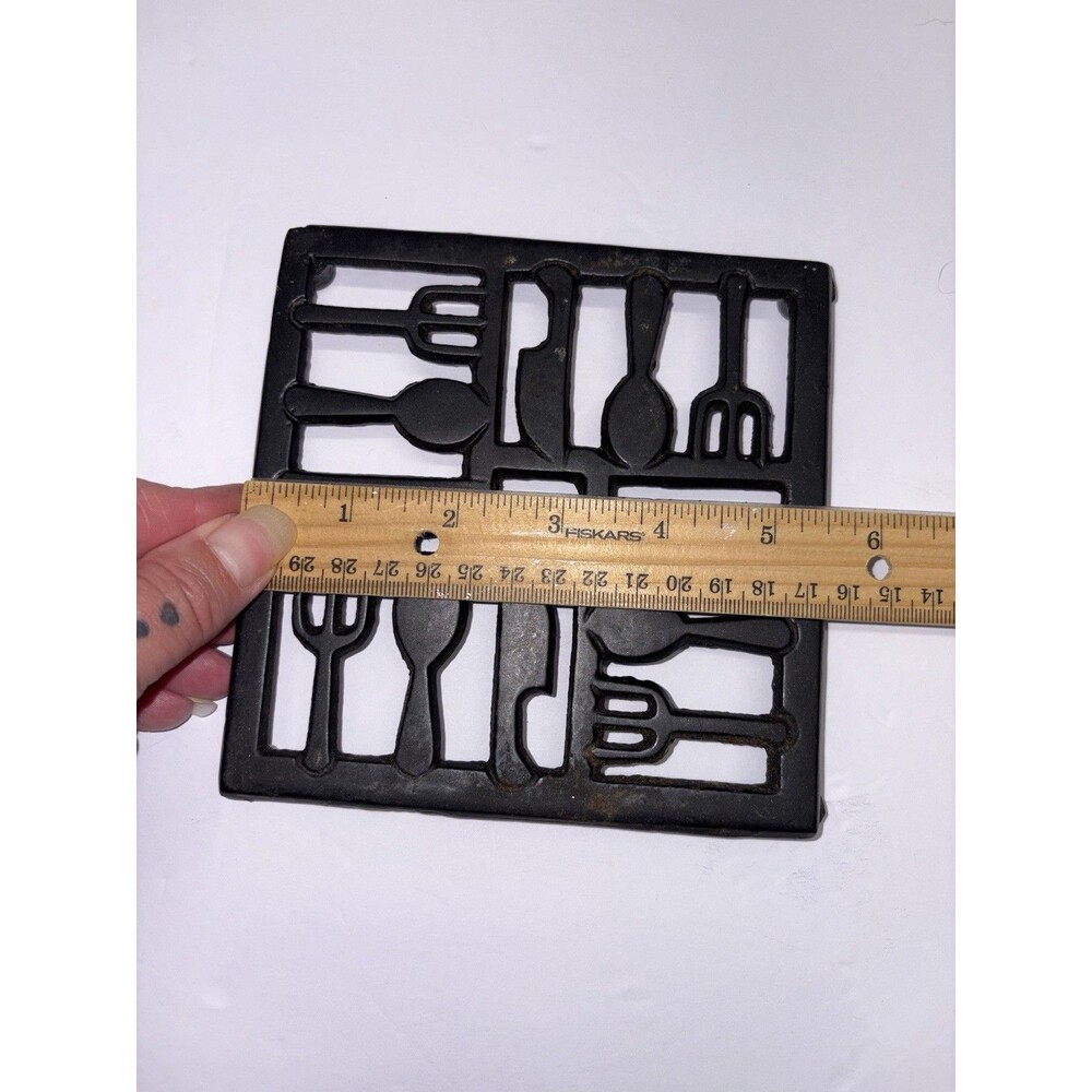 Vintage Cast Iron Farmhouse Trivet Fork Spoon Knife Cottage core Farmhouse - Picture 2 of 4
